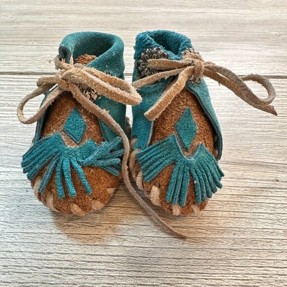 Hand Sewn Turquoise Deer Hide Baby Moccasins - Picture 8 of 16